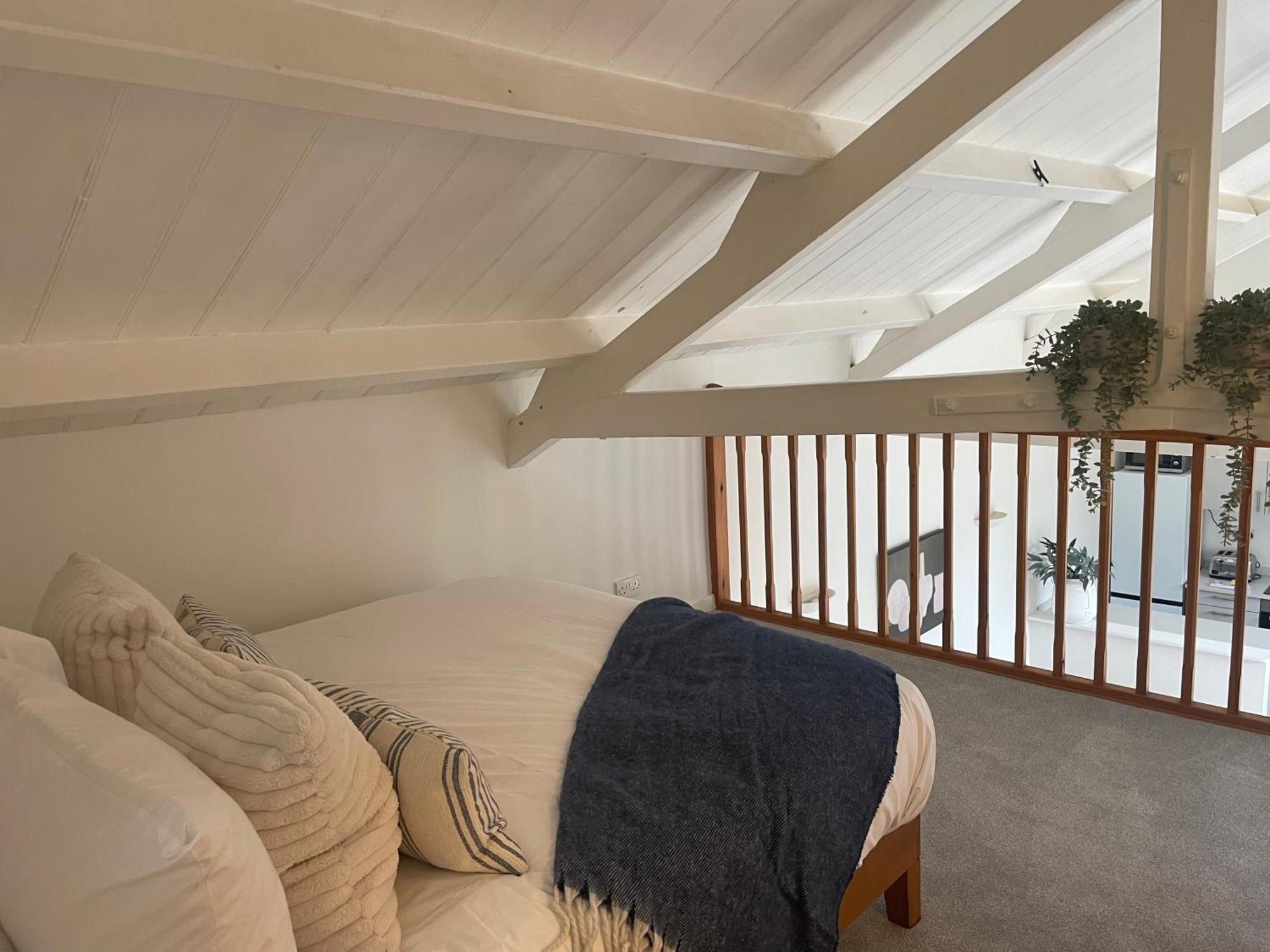 The Coach House At Old Hundred Courtyard Villa Tormarton Exteriör bild